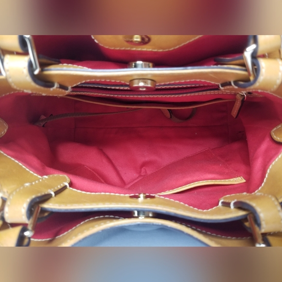 Dooney & Bourke Smooth Leather Small Brenna Satchel Handbag Black Red - Picture 6 of 11